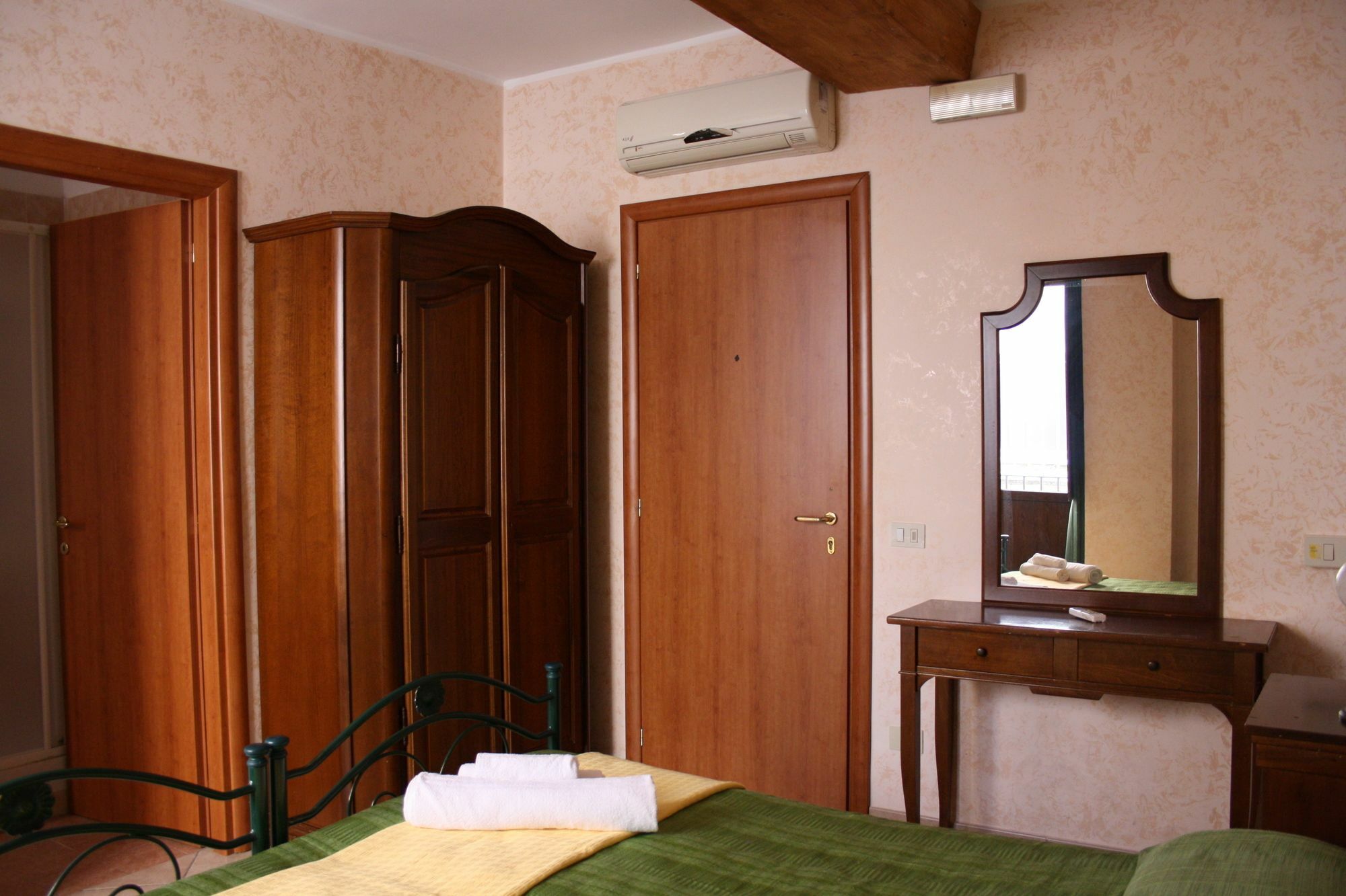 Cityguesthouse Catanzaro Ngoại thất bức ảnh